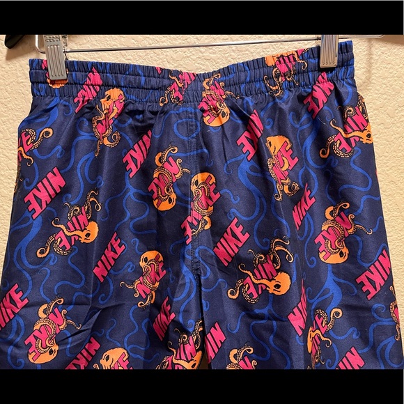 New Nike Octopus Swim Trunks Shorts Size L Kids - Picture 5 of 9